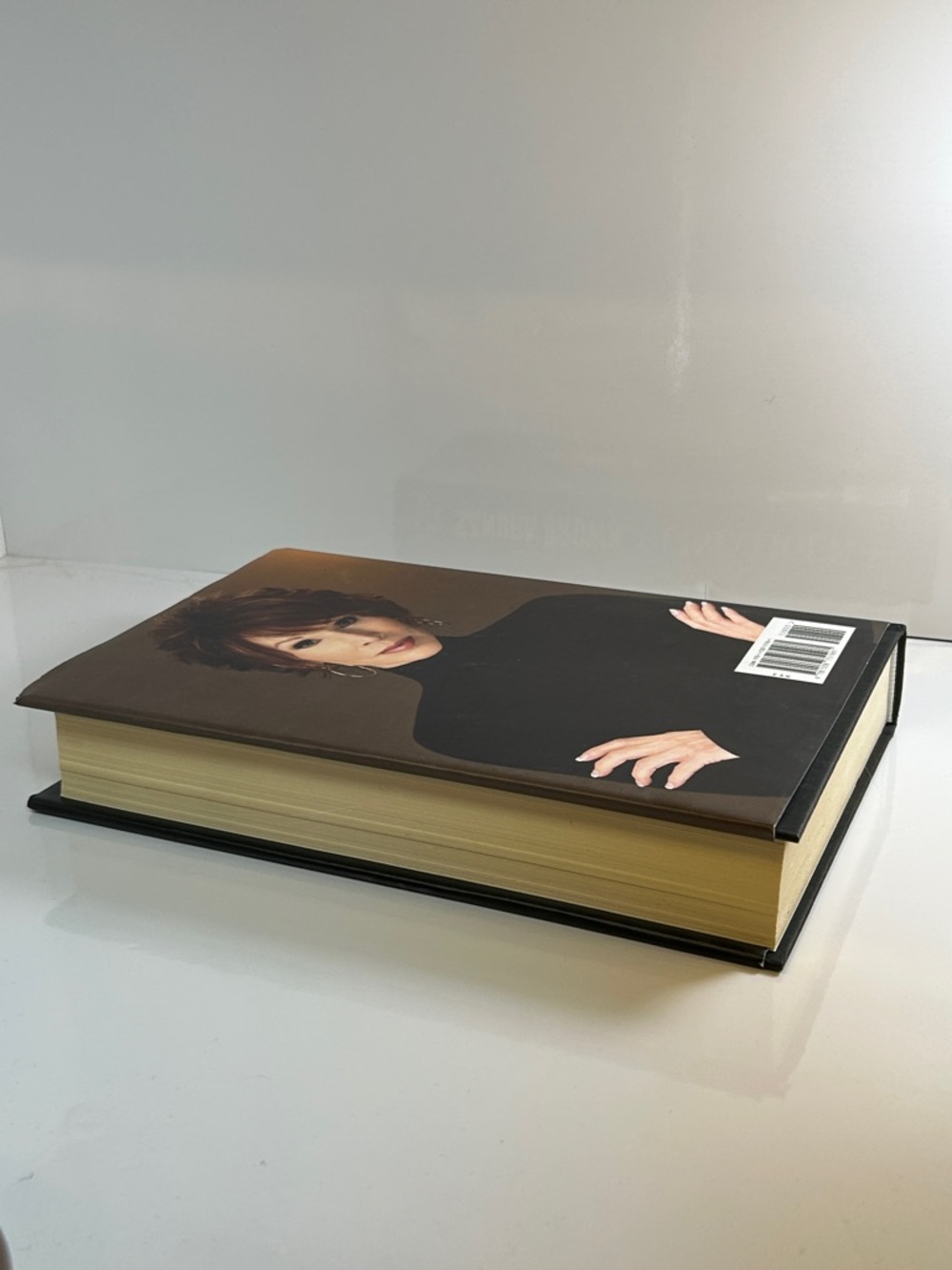 Sandra Brown "Blind Tiger" Hardcover Novel‎ - Picture 3 of 3